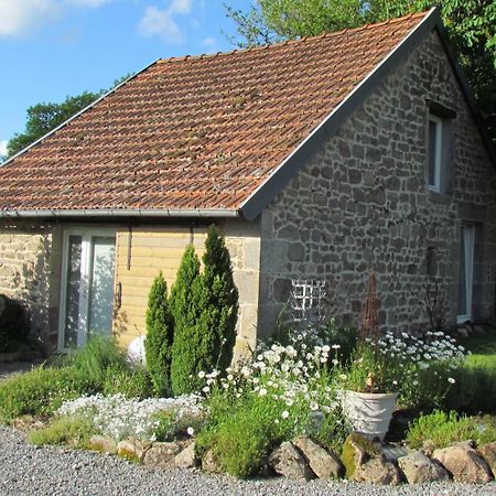 Hotel Domaine De La Jarrige Saint-Vaury Zimmer foto